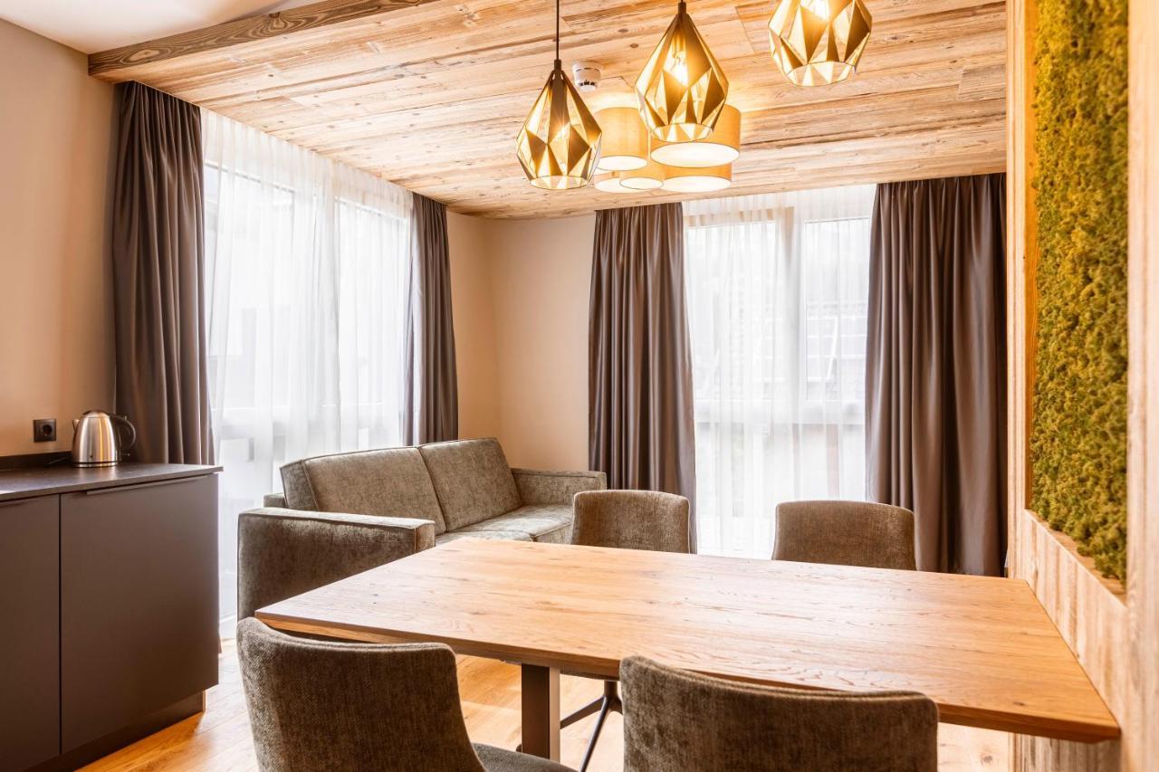 Zillertal Suites Fuegen By Alps Resorts Exteriér fotografie